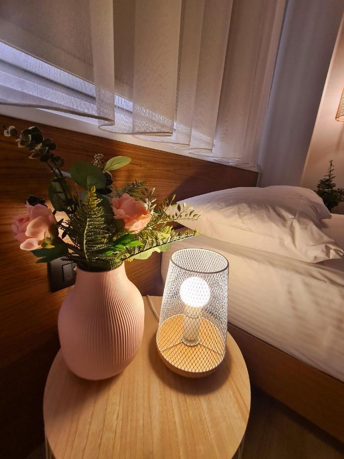 Alkion Boutique Living Aparthotel Vrasná Exteriör bild