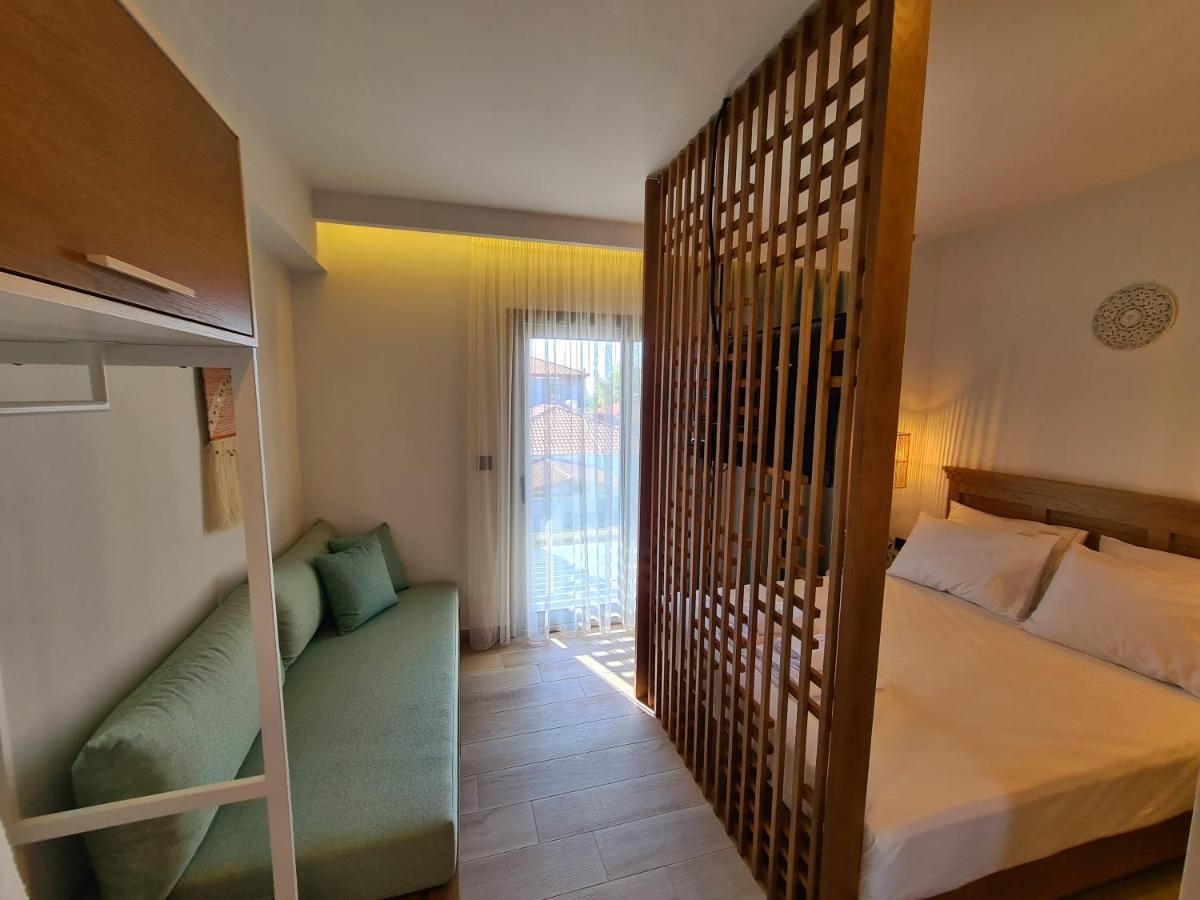 Alkion Boutique Living Aparthotel Vrasná Exteriör bild