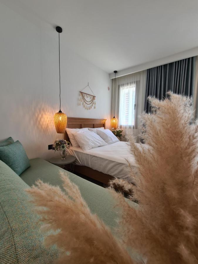 Alkion Boutique Living Aparthotel Vrasná Exteriör bild